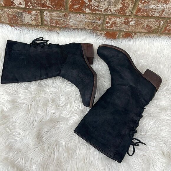 Ugg Cary Black Suede Mid Calf Boots with Leather Laced Up Backs Size 7 - Picture 3 of 7